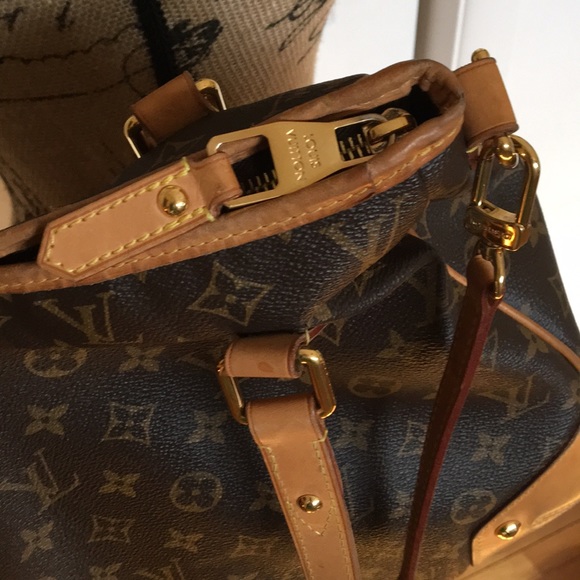 Louis Vuitton Estrela MM Crossbody - Picture 7 of 8